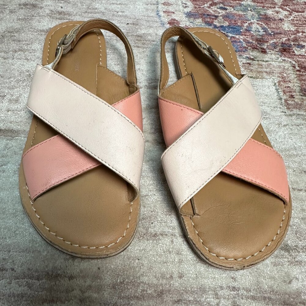 Monoprix Kids Pink  Sandals Size  Big Kids 3 (35 Euro) in good Shape